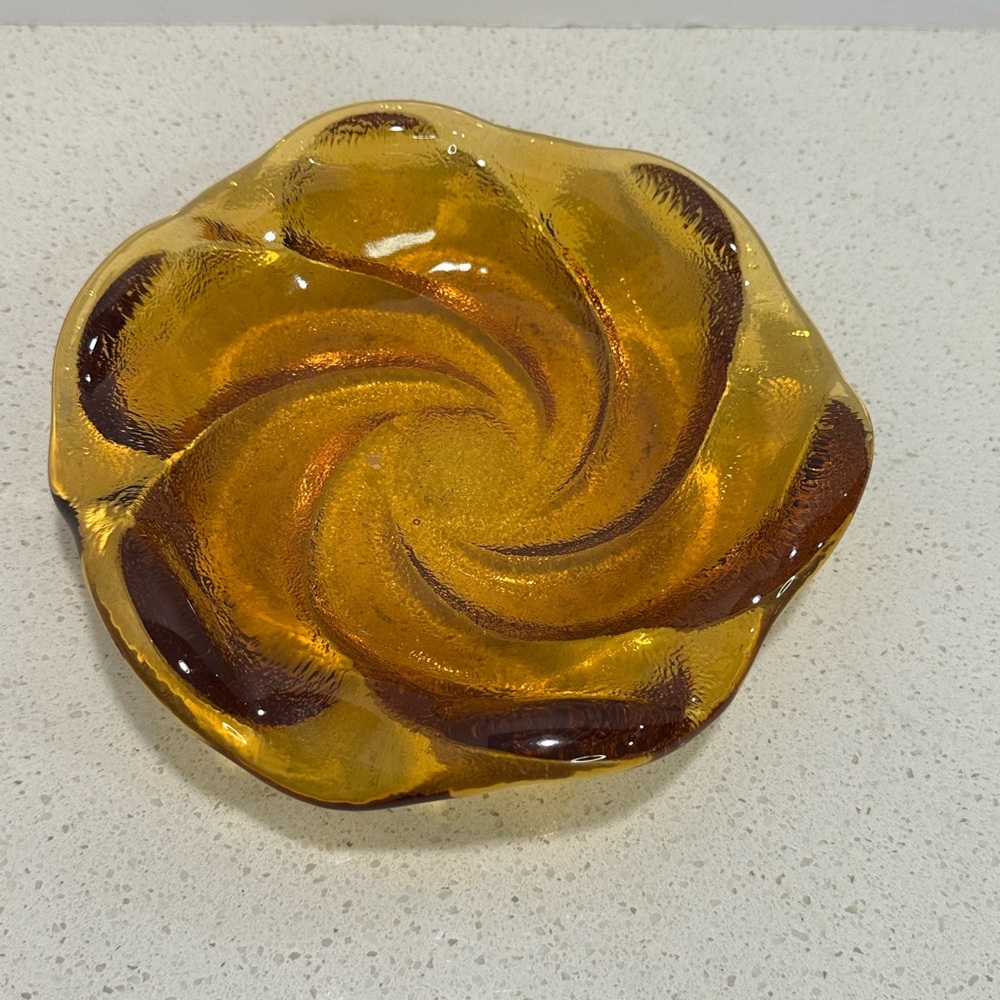 Vintage MCM 1960s Fenton Art Glass Golden Brown Swirl Design Ashtray